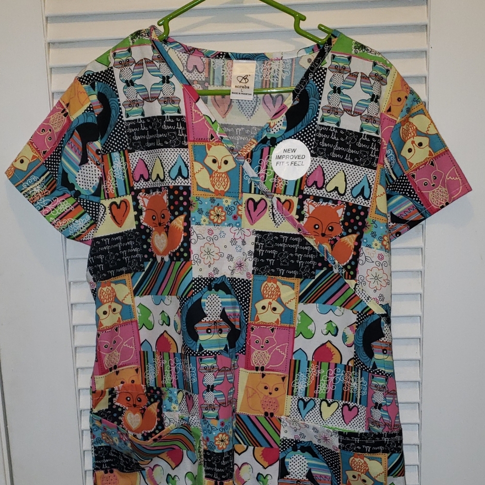 Scrub top